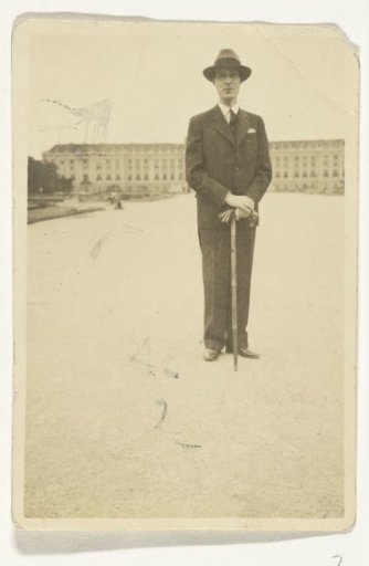 Portrait of Carel Willink with a walking stick