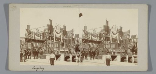 The Langebrug over the Rokin, decorated for the inauguration of Queen Wilhelmina, Amsterdam