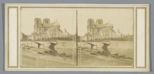 View of the Seine and the rear of Notre Dame in Paris