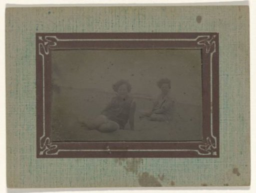 Portrait of two girls on the beach at Valkeveen, possibly one of them is Koosje Ochse