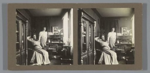 Ina Boudier-Bakker and Cornelia Margaretha Scheltema Beduin in Cornelia's room in the house at Singel 256, Amsterdam, Netherlands