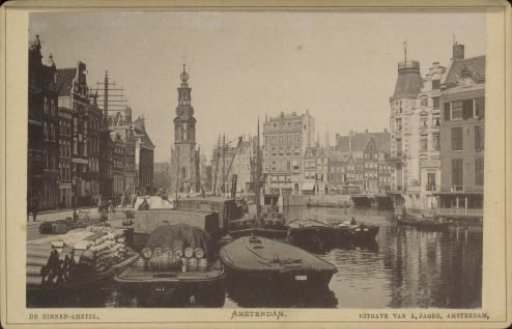 Binnen-Amstel, seen towards the Munttoren, Amsterdam