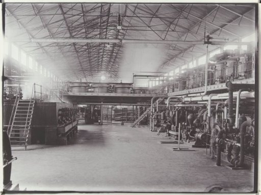 Interior of the factory of the sugar enterprise Nieuw Tersana, Cheribon, former Dutch East Indies