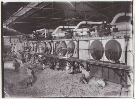 Interior of the factory on the sugar enterprise Nieuw Tersana, Cheribon, former Dutch East Indies