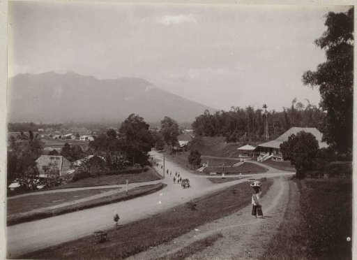 View of Bukittinggi with the Marapi in the background