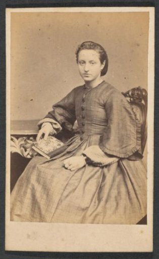 Portrait of an unknown woman with child from the Marmelstein family