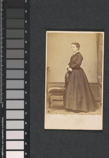 Portrait of an unknown woman from the Marmelstein family