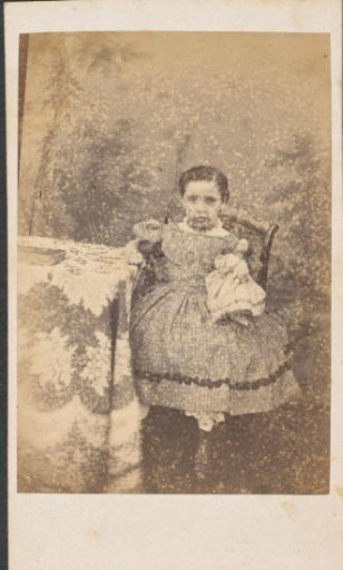 Portrait of an unknown child from the Marmelstein family