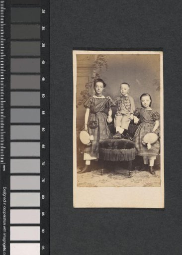Portrait of unknown children from the Marmelstein family