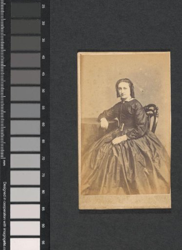 Portrait of an unknown woman from the Marmelstein family
