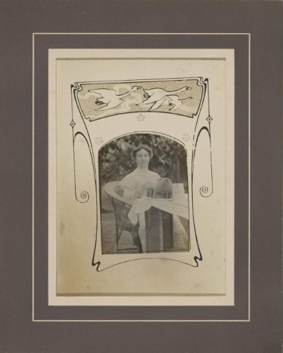 Portrait of a woman, probably related to the Marmelstein family, seated in a garden