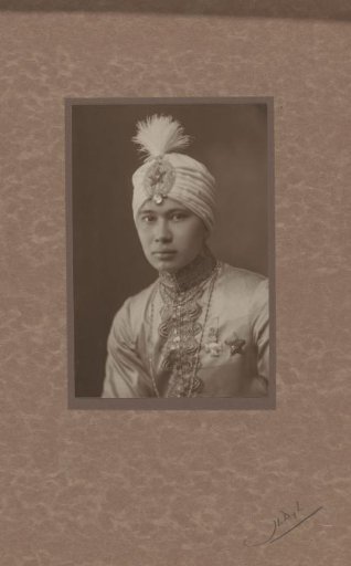 Portrait of an unknown man, presumably related to the Marmelstein family