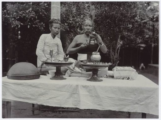 A Pedanda at Work