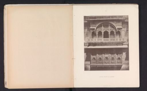 Façade of a house with a balcony in Ajmer, Rajasthan, India