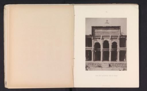 View of a tomb in India from the time of Emperor Akbar, India