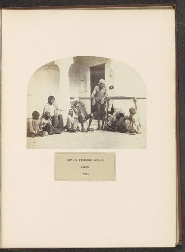 Group of famine-stricken people in Delhi, India