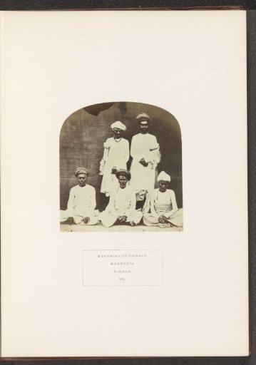 Portrait of five unknown priests (brahmins) from Mandhata, Madhya Pradesh, India