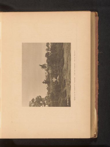 View of the cemetery at Ampenan with the grave of Lieutenant Van der Heyden