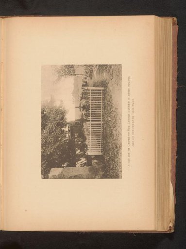 View of various graves, including those of General van Ham and Lieutenant Musquetier