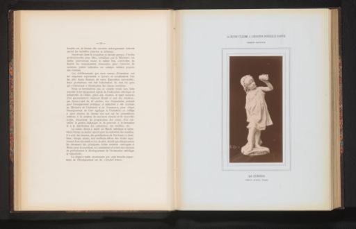 Statue of a girl by Antonio Frilli