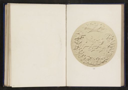 Commemorative medal in memory of the Battle of Waterloo with the Duke of Wellington and Gebhard von Blücher on horseback, and around them the storming of Olympus by nineteen giants