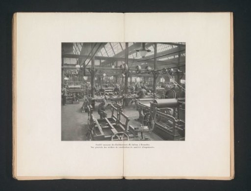 View of a workshop for the construction of printing equipment at the Société anonyme des Établissements H. Jullien in Brussels