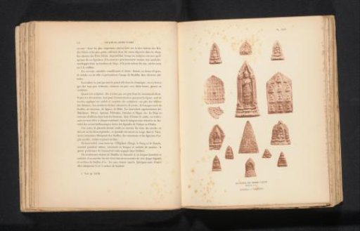 Fragments with images of Buddha