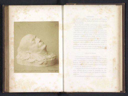 Plaster cast of the death mask of Pierre-Jean de Béranger