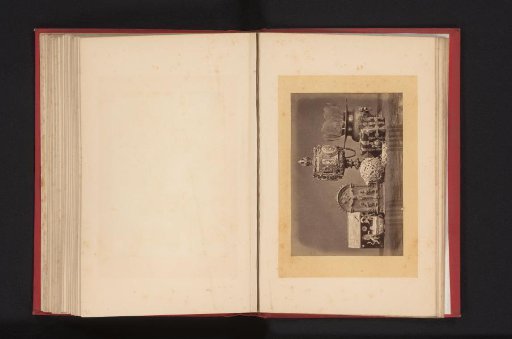 Various Objects Including Chests
