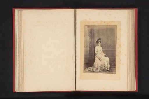Unknown woman in dress of 1820