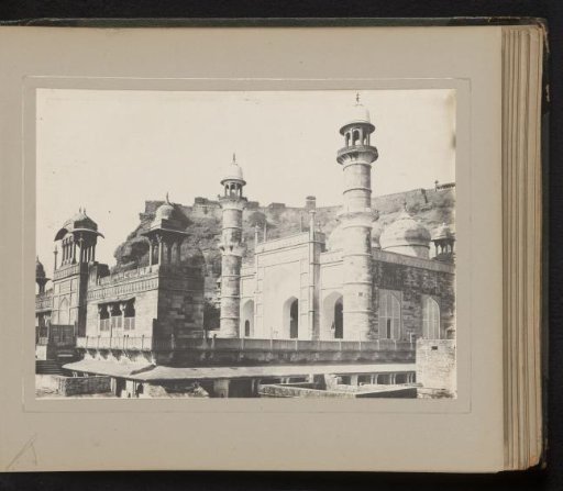 Jamah Mosque in Gwalior