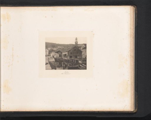 View of the harbor of Molde