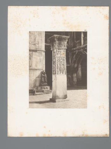 Corinthian column at San Marco in Venice