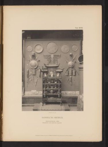 Cabinet with objects from Ningbo and Persian and Indian weapons from the collection of Emil Riebeck, in the courtyard of the Kunstgewerbemuseum in Berlin