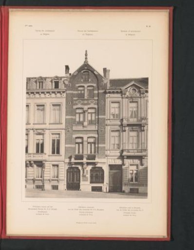 Front view of a residential house at Munthofstraat 6 in Brussels, Belgium