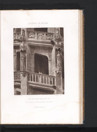 View of the staircase of the Francis I wing of the Château de Blois