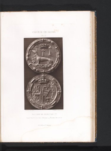 Two medallions in the staircase of the Francis I wing of the Château de Blois