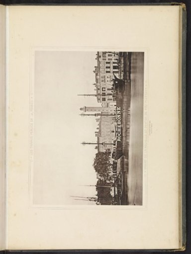 Lighthouse of Quai Valin in the harbor of La Rochelle