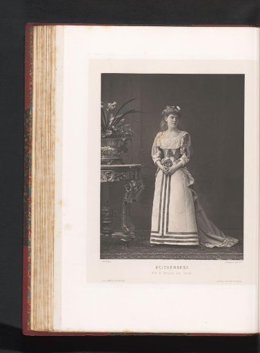 Portrait of Angélique-Charlotte-Suzanne Reichemberg in the role of Marianne in Tartuffe