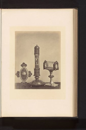 Banner and two metal monstrances, displayed at an exhibition of religious objects from the Middle Ages and Renaissance in 1864 in Mechelen