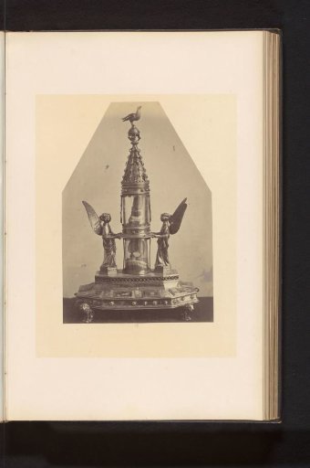 Monstrance from the Basilica of Our Lady in Tongeren, displayed at an exhibition of religious objects from the Middle Ages and Renaissance in 1864 in Mechelen