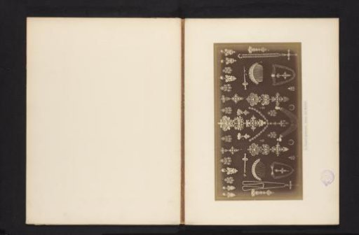Jewellery from the region of Parma and Modena