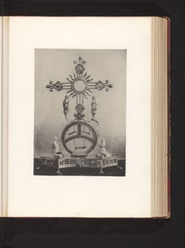 Monstrance from the St. Martin's Basilica in Halle, displayed at an exhibition of medieval and Renaissance religious objects in Mechelen in 1864