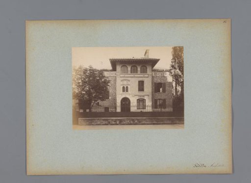 Facade of a villa in Paris, designed by Paul Sédille