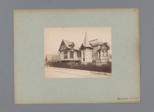 Villa in Paris, designed by Stephen Sauvestre