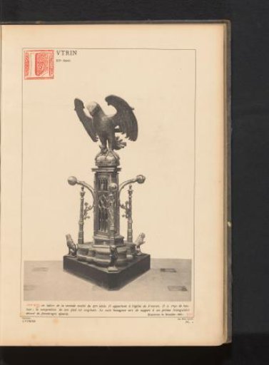 Lectern decorated with an eagle and lions