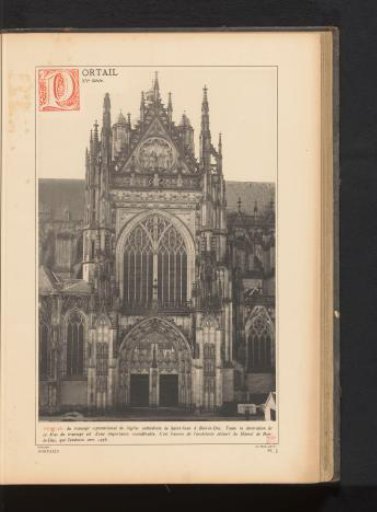 Portal at the northern transept of St. John's Cathedral in 's-Hertogenbosch