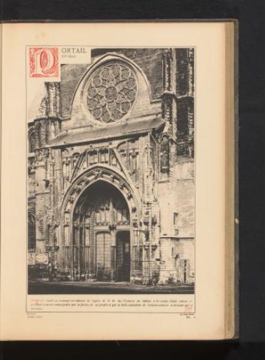 Portal at the southern transept of the Our Lady of the Zavel Church in Brussels