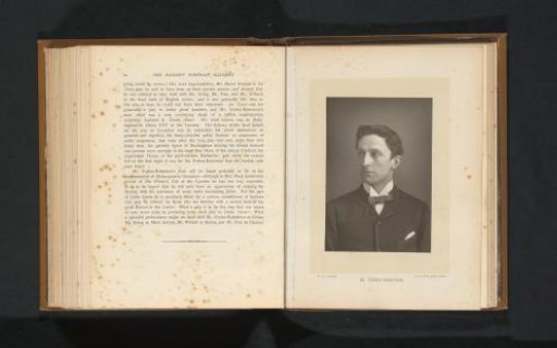 Portrait of Johnston Forbes-Robertson