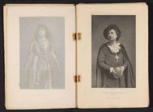 Herbert Beerbohm Tree (Hamlet)